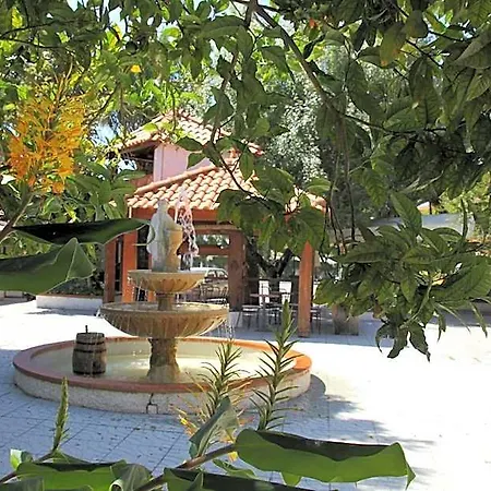 Hotel Joao Capela Bed & Breakfast